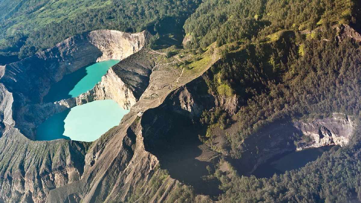 5 Fakta Populer Tentang Wisata Terbaru 2024 Gunung Kelimutu, Mulai Pesona sampai Trek Pendakian, Cek Disini