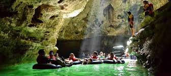 Destinasi Wisata Antimainstream di Cave Tubing Kalisuci yang Menyuguhkan Gua Karst Khas Gunungkidul