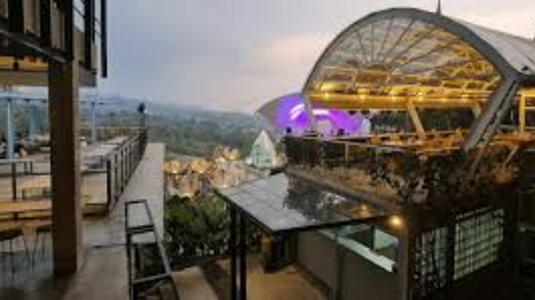 Deretan Restoran dan Kafe Tematik di Kawasan Punclut Bandung, Simak Referensi Lengkapnya Berikut Ini