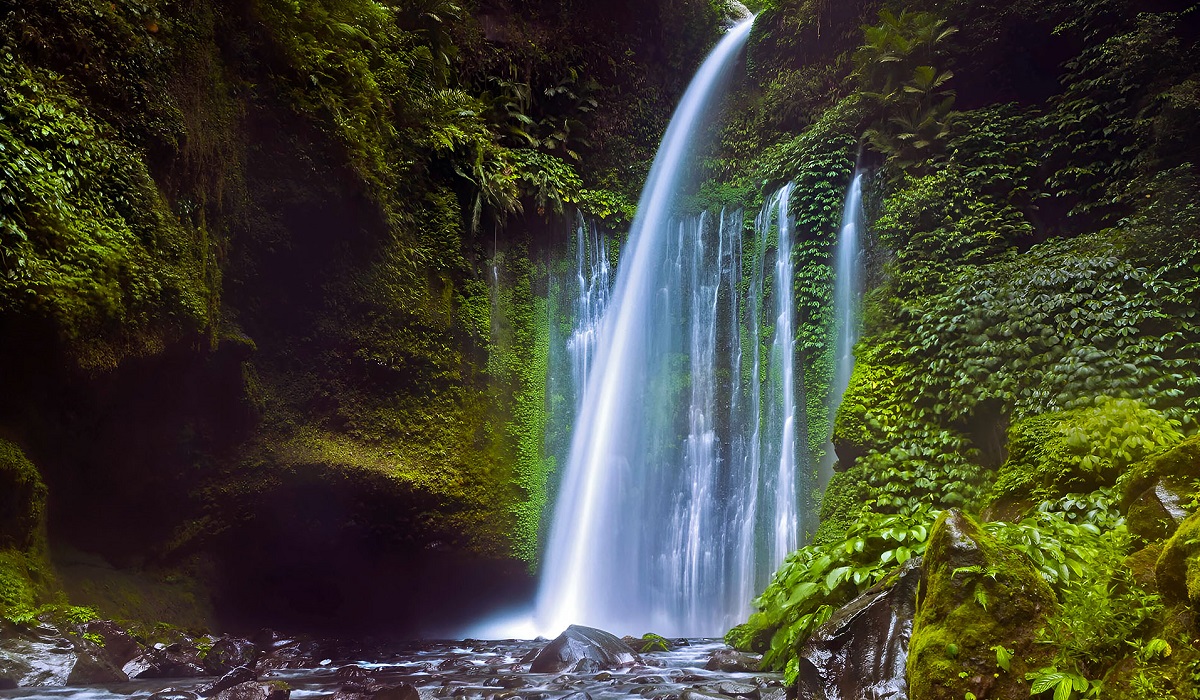 5 Destinasi Wisata Air Terjun Lombok Tawarkan Panorama Eksotis Memanjakan Mata