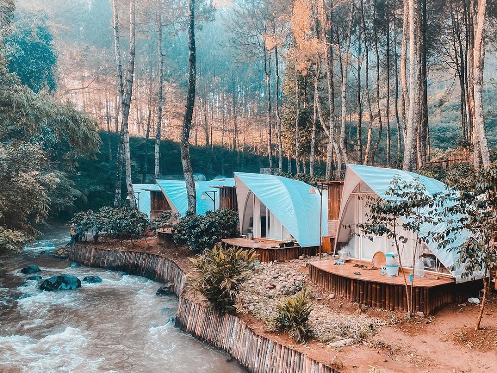 Glamping Bak di Hotel? Wisata Terbaru 2024 Luxury Camp Riverside: Rasakan Sensasi Berkemah yang Berbeda!