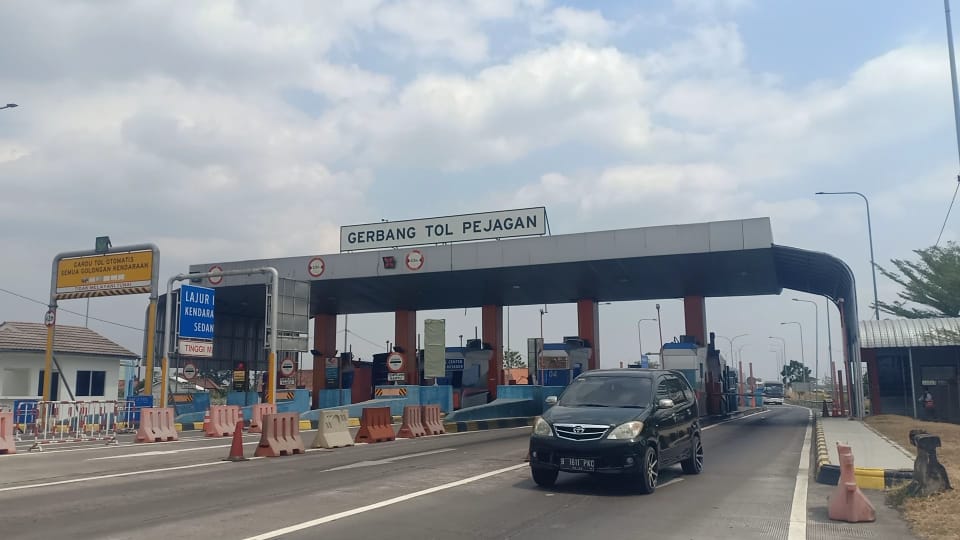 Tarif Tol Naik; Ini Besaran Tarif Baru Ruas Tol Kanci-Pejagan Mulai Malam Ini 