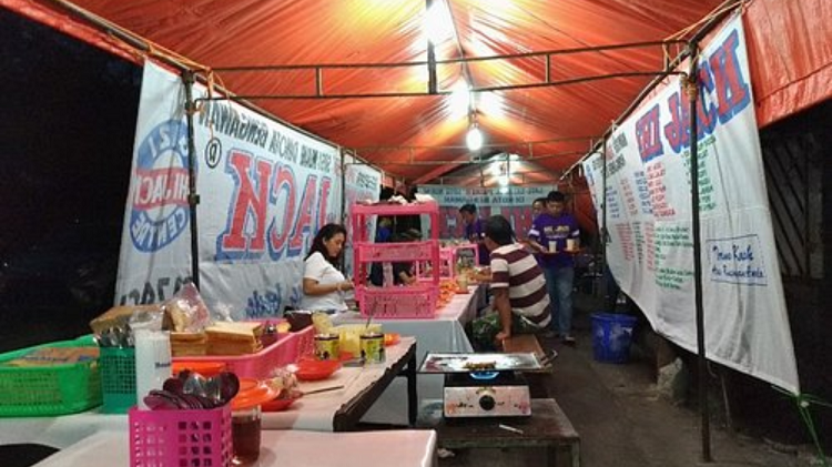Destinasi Kuliner Malam Paling Favorit dan Ikonik di Kota Solo