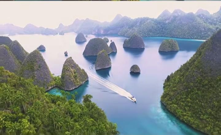 Wisata Terbaru 2024 Raja Ampat? Surga Bawah Laut Indonesia! Wajib Kamu Kunjungi, Dijamin Bikin Nagih