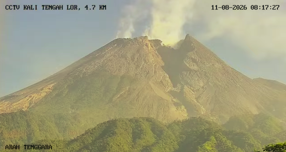 Merapi Kembali Erupsi Guguran, Awan Panas Meluncur 2 Kilometer Selasa Pagi