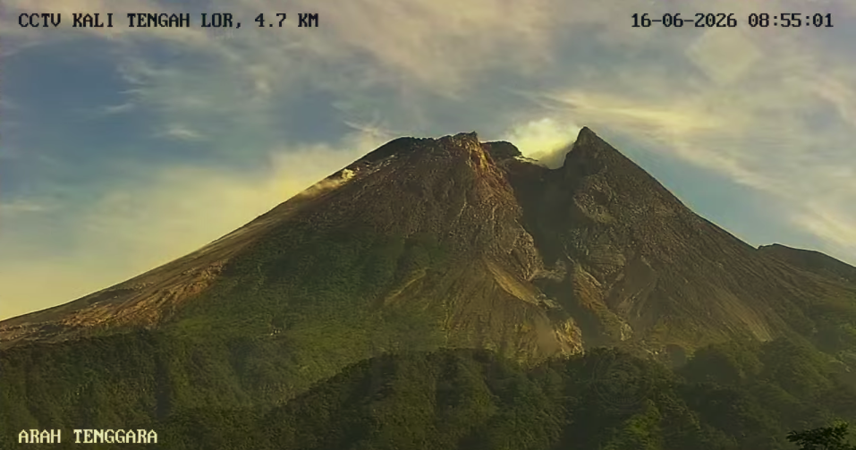Awan Panas Guguran Terjadi di Merapi Pagi Ini, Meluncur ke Kali Sat Sejauh 2 Kilometer