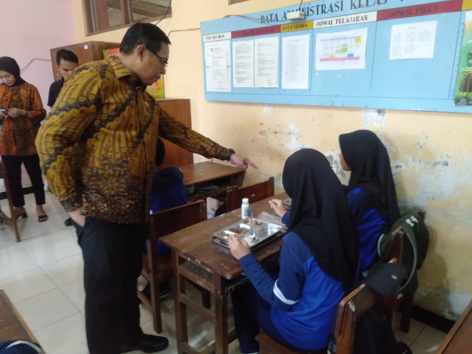 Hasan Nasbi Klaim Gelombang Kedua Program MBG Sudah Ada Perbaikan