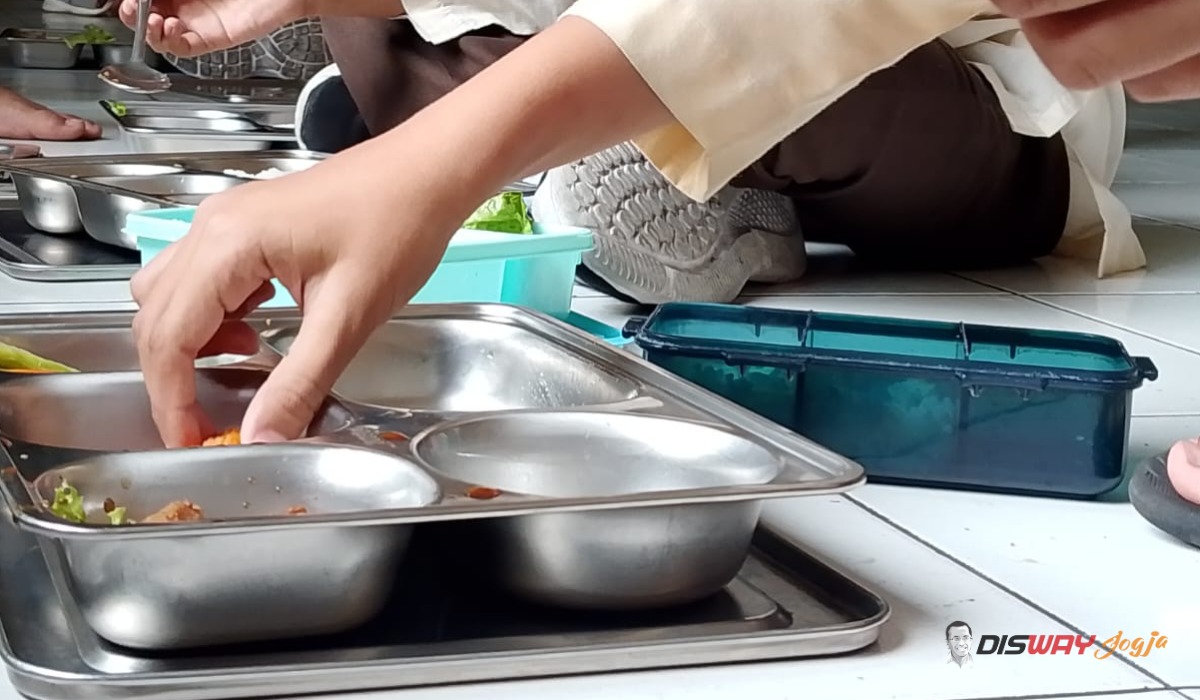 Menu MBG Disorot,Orang Tua Dorong Variasi Protein Hewani Tak Hanya Ayam dan Telur