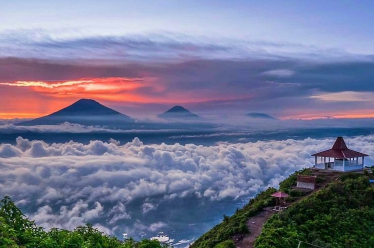 10 Rekomendasi Gunung di Jawa Tengah Untuk Pendaki Pemula, Nomor 5 Paling Favorit!