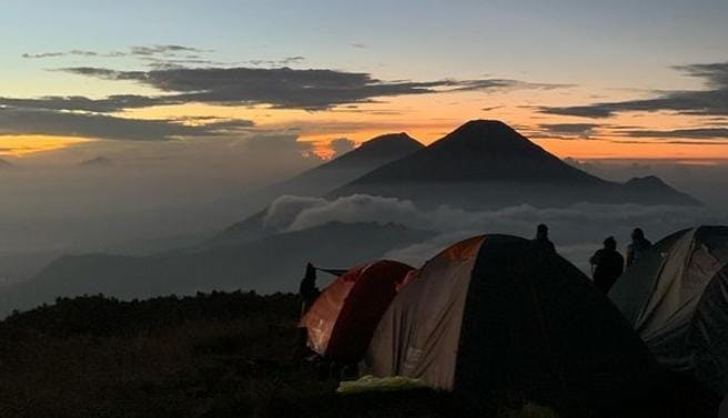 Gunung Sindoro Pendakian Terfavorit? Wisata Terbaru 2024 Hits dan Populer, Pemandangannya Eksotis Cek Disini!