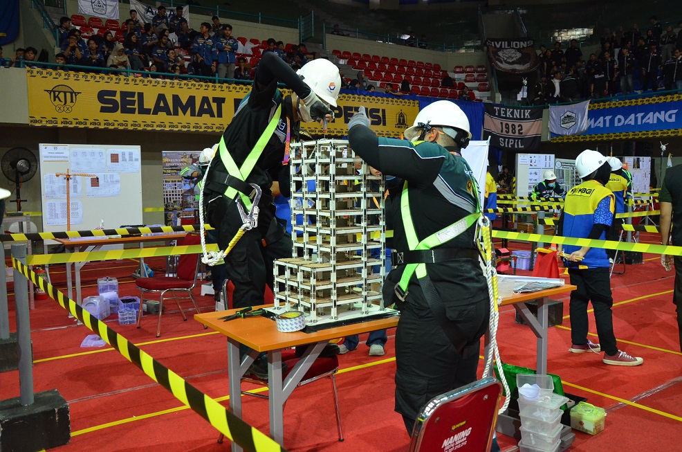 Ribuan Mahasiswa Teknik Sipil Adu Inovasi Jembatan dan Gedung di UNY