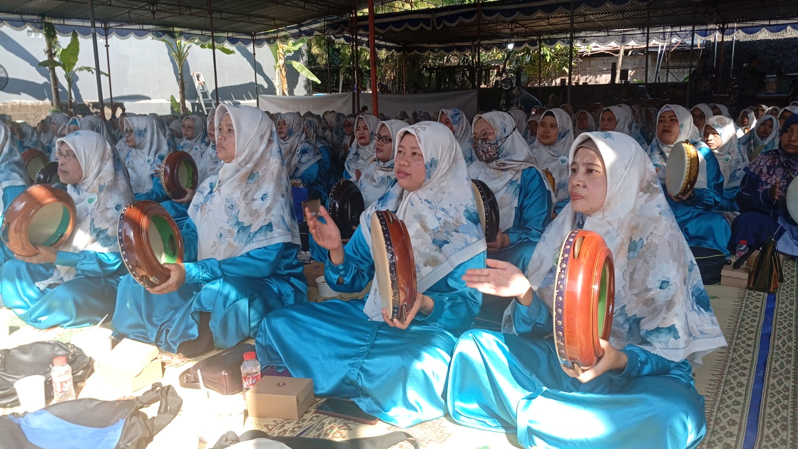 Bersholawat Jadi Cara Refreshing, IMJAT DIY Satukan Hampir 50 Grup Hadroh Muslimat