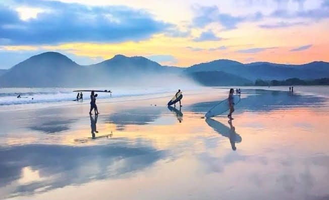 Wisata Terbaru 2024 Pantai Selong Belanak, Menjelajahi Keindahan Tersembunyi di Selatan Lombok