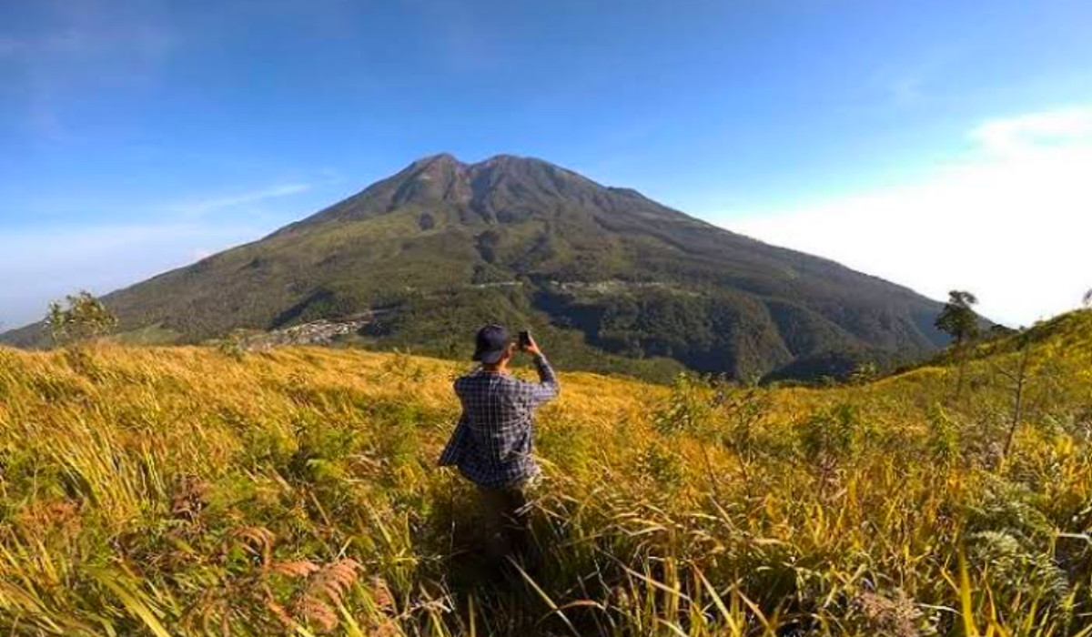 Surganya Pecinta Alam, Intip Segudang Daya Tarik Wisata Terbaru 2024 Bukit Mongkrang Karanganyar