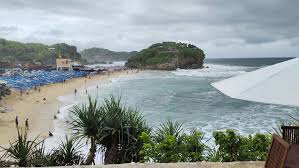 Tempat Liburan Awal Tahun Pantai Watu Kodok Gunungkidul, Nikmati Keramahan di Pesisir Selatan Jogja