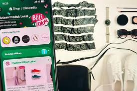 8 Inspirasi Gaya Fashion Kekinian Anak Muda Zaman Now, Rekomendasi OOTD Yang Cocok Untuk Kamu