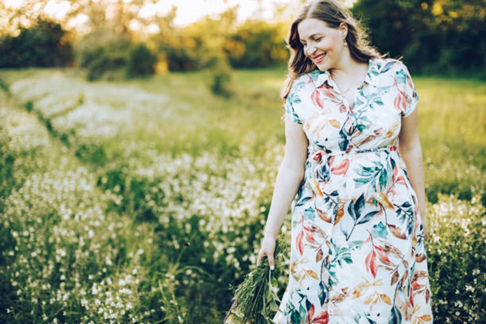Rekomendasi Model Baju Batik Kekinian untuk Wanita Plus Size, Cek Lengkapnya Disini