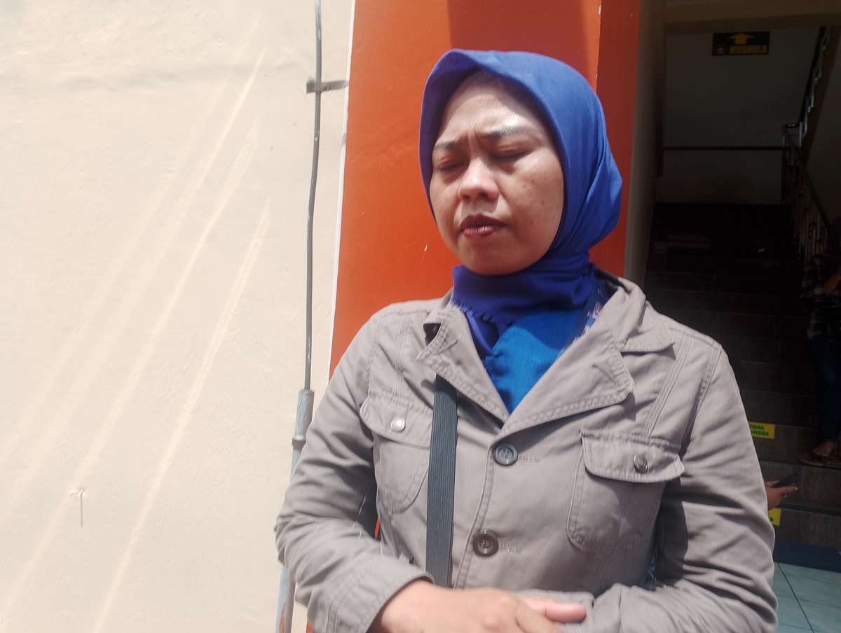 Tangis yang Belum Kering, Anak Sopir Taksi Online Desak Vonis Mati untuk Pelaku