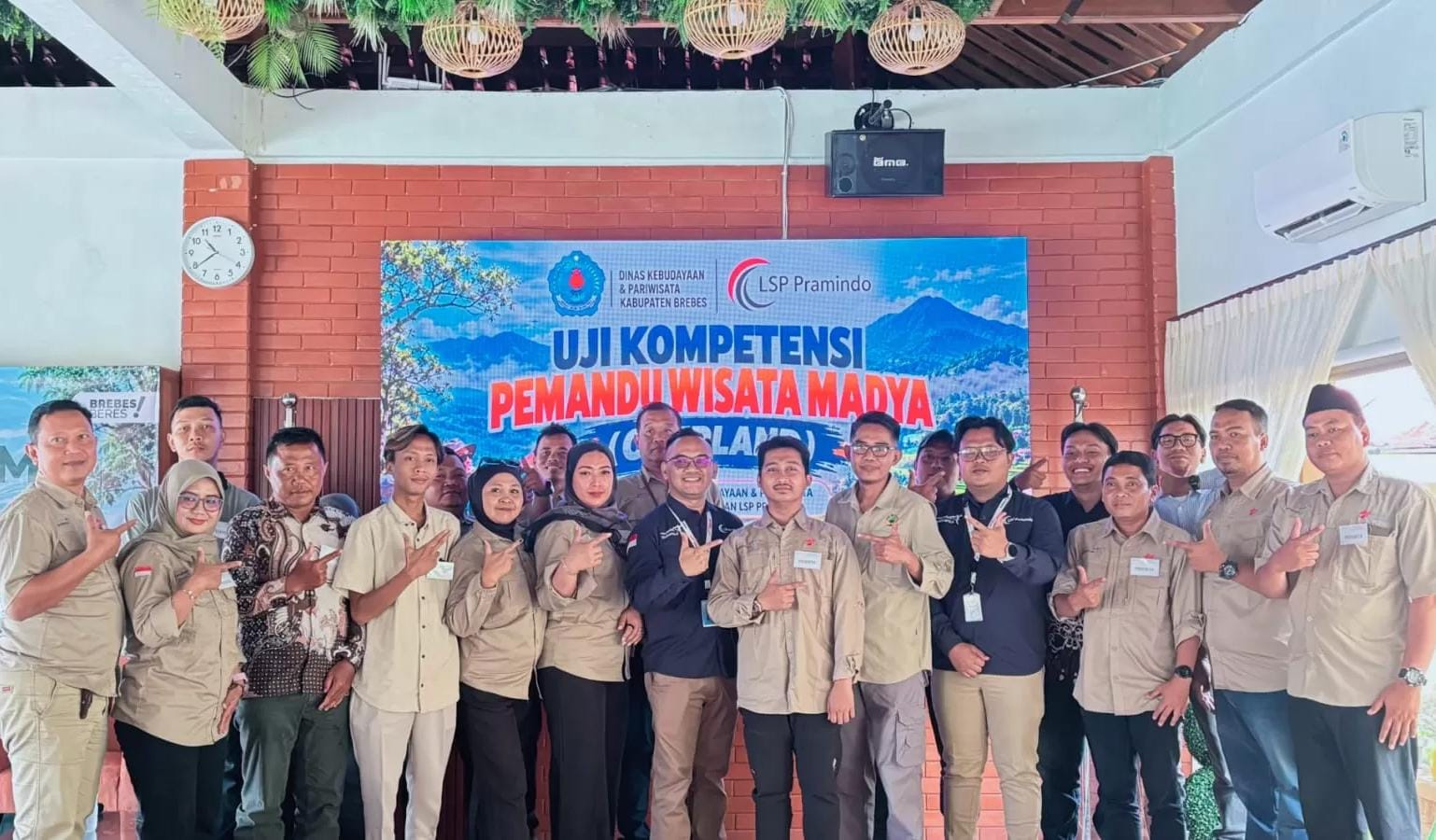 Terapkan Standar Kompetensi Pemandu Wisata, Dinbudpar Brebes Gelar Sertifikasi Pemandu Wisata Kaligua