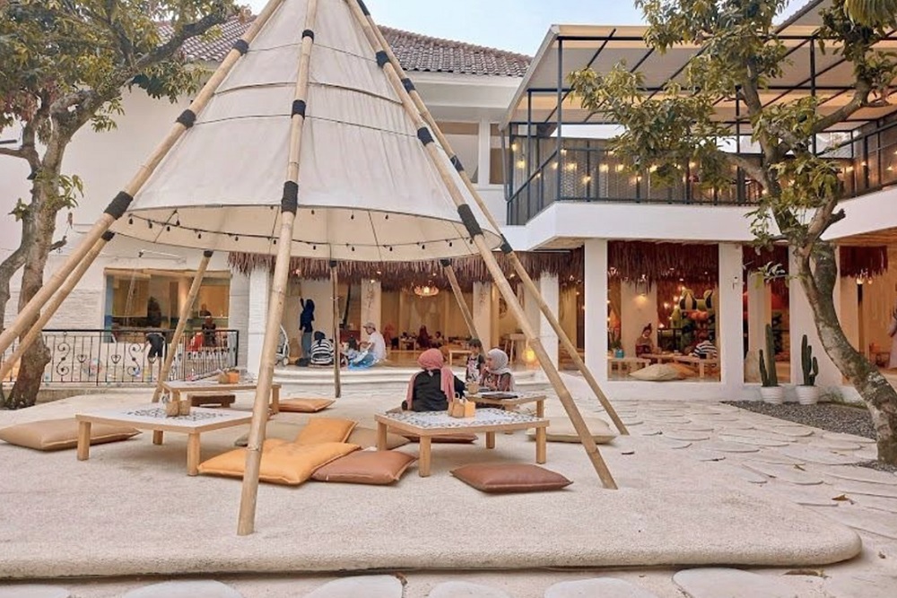 8 Cafe Ramah Anak di Bandung, Cocok untuk Keluarga Dijamin Akan Betah Berlama-lama