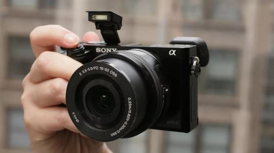 5 Rekomendasi Kamera Sony Terbaik Tahun 2023 Yang Bisa Jadi Pilihanmu!