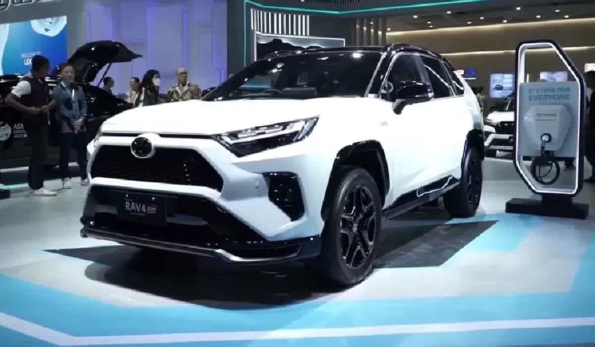 Intip Yuk, 5 Perubahan Toyota Rush 2024 : Transformasi Menjadi SUV Hybrid Bertenaga