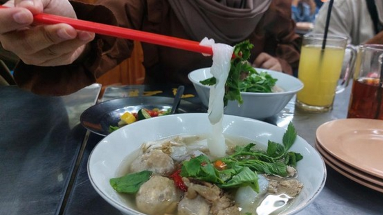 Rekomendasi Kuliner Viral Paling Dicari di Bandung Tahun 2025, Dijamin Ketagihan Dengan Ciri Khas Kelezatannya