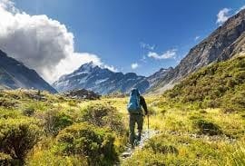 Menjelajahi Keindahan Alami 10 Wisata Terbaru 2024 Gunung Referensi Mendaki dari Garut Hingga Banyuwangi