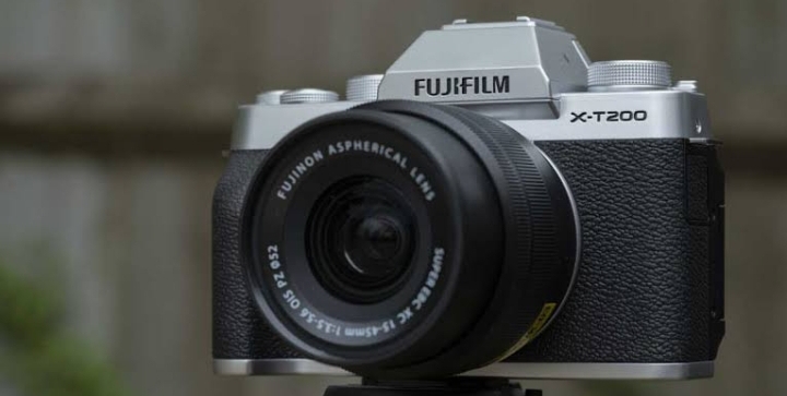 Review Fujifilm X-T200; Kamera Mirrorles Sajikan 4 Keunggulan, Yang Suka Klasikan Harus Tau!