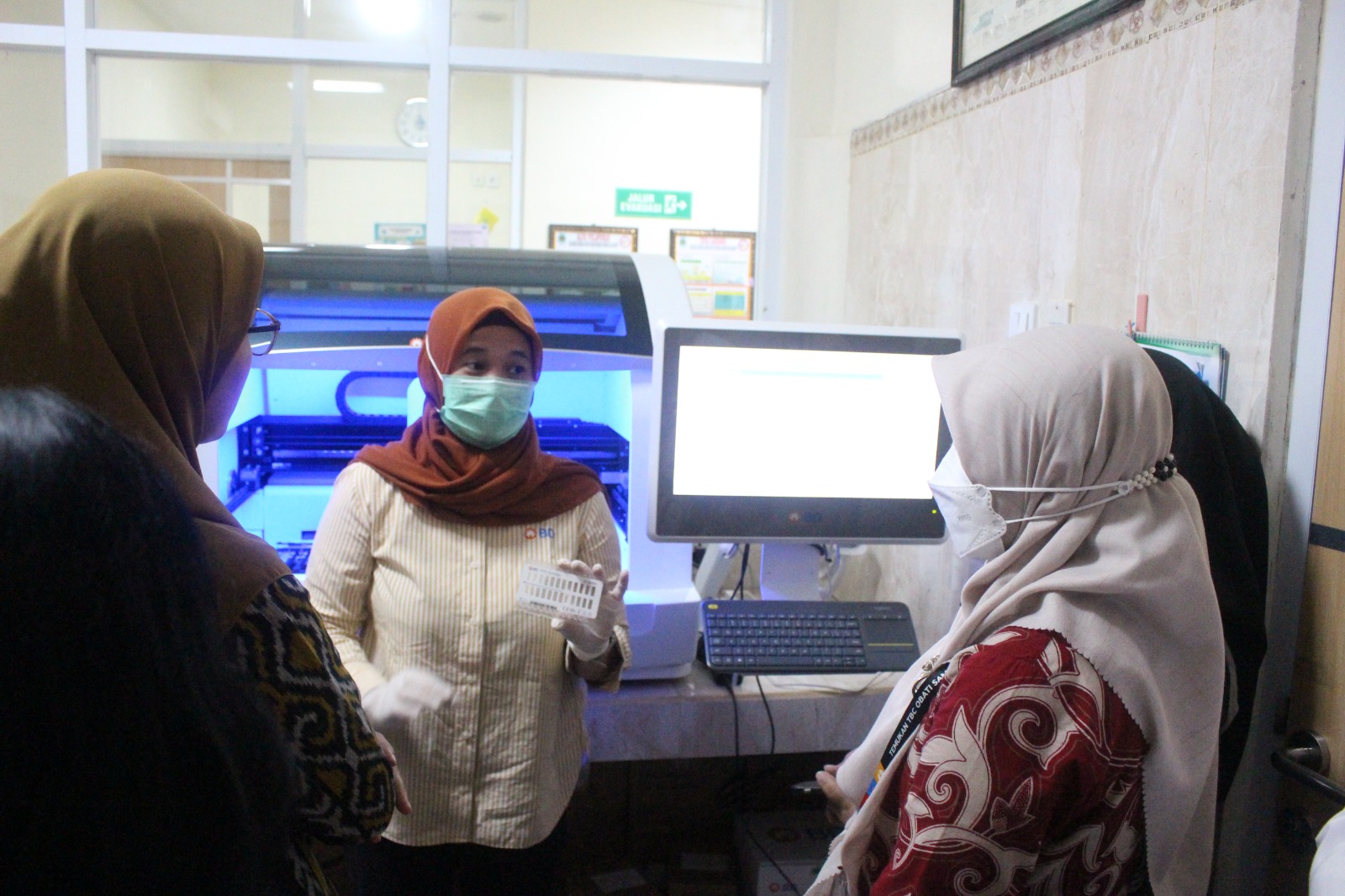 Layanan BD MAX RSUD Brebes Jadi Jujukan Dinkes Kabupaten Semarang Deteksi Penyakit TB RO