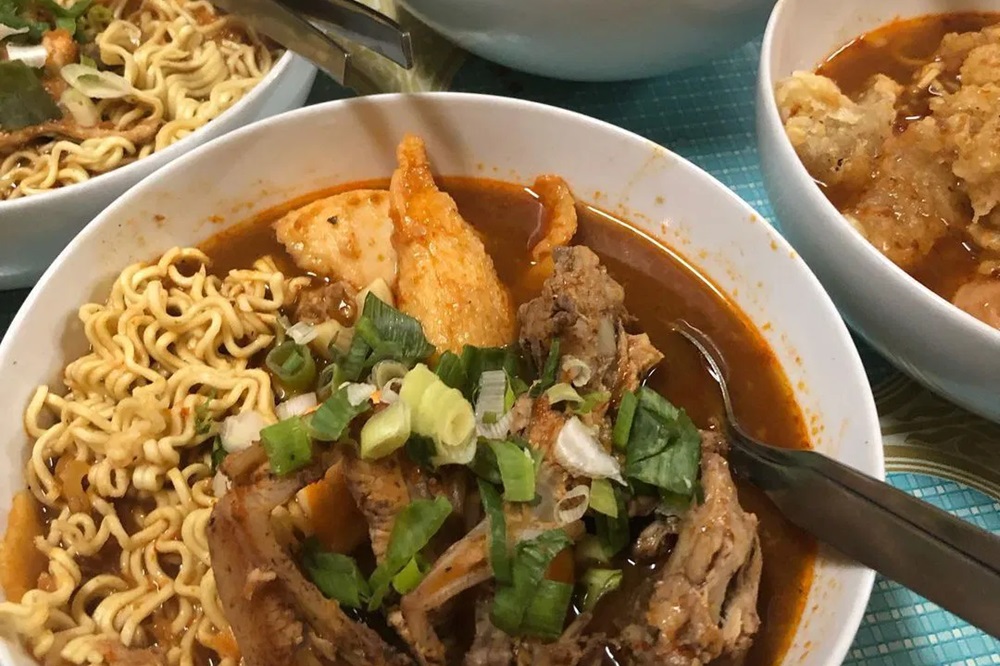 7 Rekomendasi Tempat Seblak Terdekat di Jakarta, Punya Rasa Enak dan Pedas Bikin Ngiler