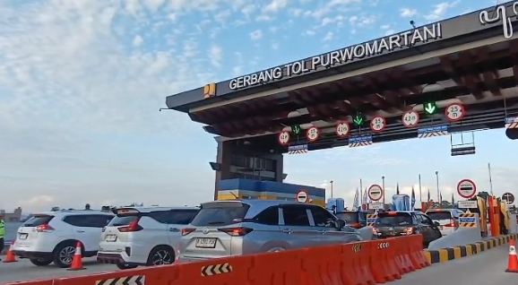 Arus Balik Lebaran 2026 Mulai Puncak, GT Purwomartani dan Prambanan Alami Lonjakan Kendaraan