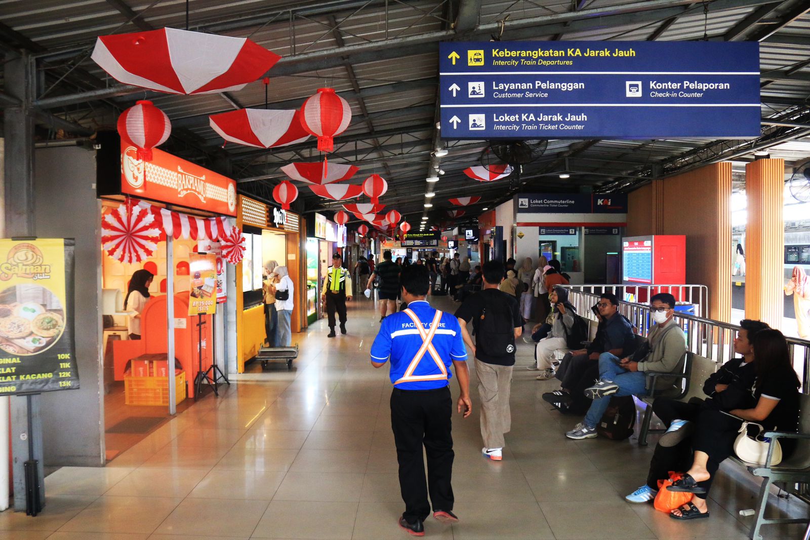 20 Ribuan Penumpang Kereta Tiba di Daop 6 Yogyakarta pada Libur Panjang Hari Kemerdekaan