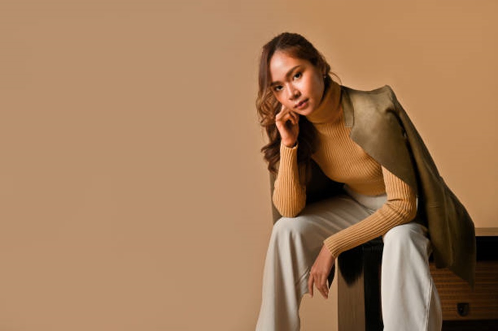 Tampil Kalem Lebih Elegan dan Stylish dengan Outfit Cewek Bumi, Cek Inspirasinya Disini