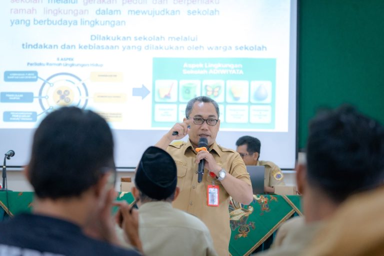 Dinkesda Brebes Dorong Sekolah Sehat dan Adiwiyata Perkuat Karakter Peduli Lingkungan