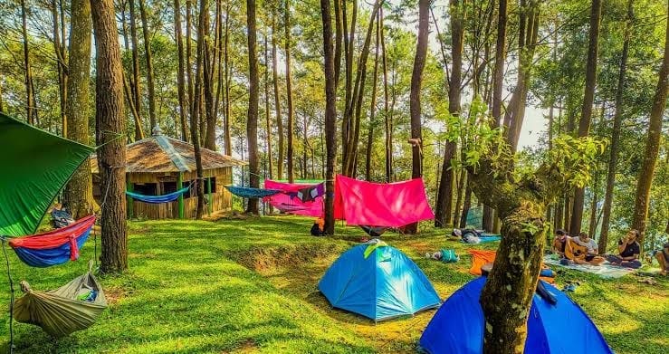 Cari Tempat Wisata Terbaru 2024 Glamping di Bogor View Pegunungan? Ini dia 8 Rekomendasinya 