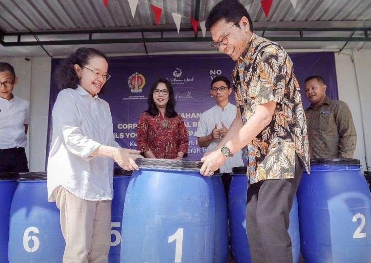 Kampung Wisata Prenggan Yogyakarta Terima Bantuan Alat Pengelolaan Sampah