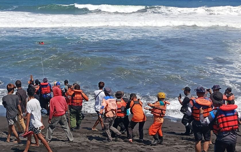 Nelayan Hilang di Pantai Baru Bantul Ditemukan Tewas Setelah Dua Hari Pencarian