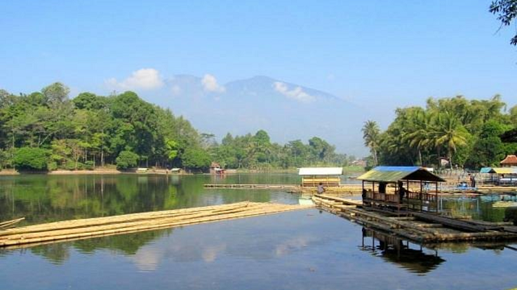 Eksplorasi Garut Mulai dari Destinasi Wisata Sejarah, Edukasi Sampai Rekreasi