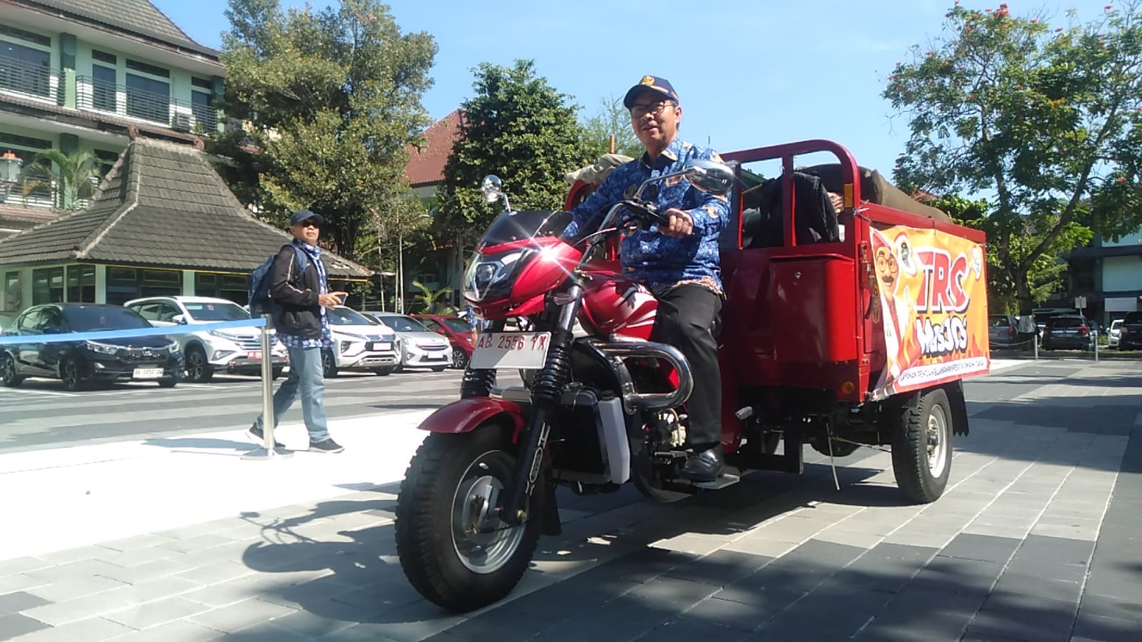 TRC Mas Jos Siap Jemput Sampah Spesifik Seperti Kasur dan Kulkas Warga Kota Yogyakarta