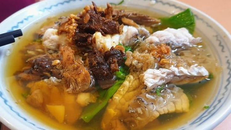 Surga Kuliner Halal, Yuk Jelajahi Cita Rasa Legendaris di Pasar Atom Surabaya