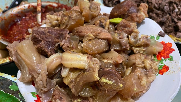 Daftar Tempat Makan Nasi Koyor Terbaik dan Legendaris di Semarang