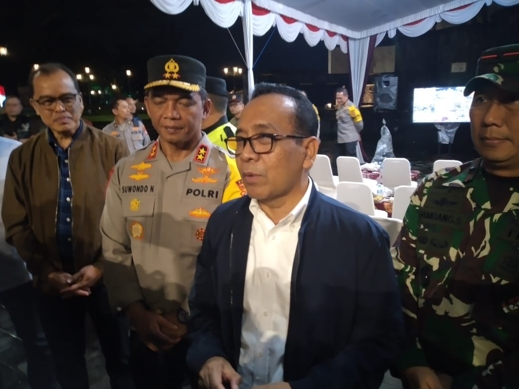 Menko PMK Pratikno Tinjau Perayaan Malam Tahun Baru di Yogyakarta