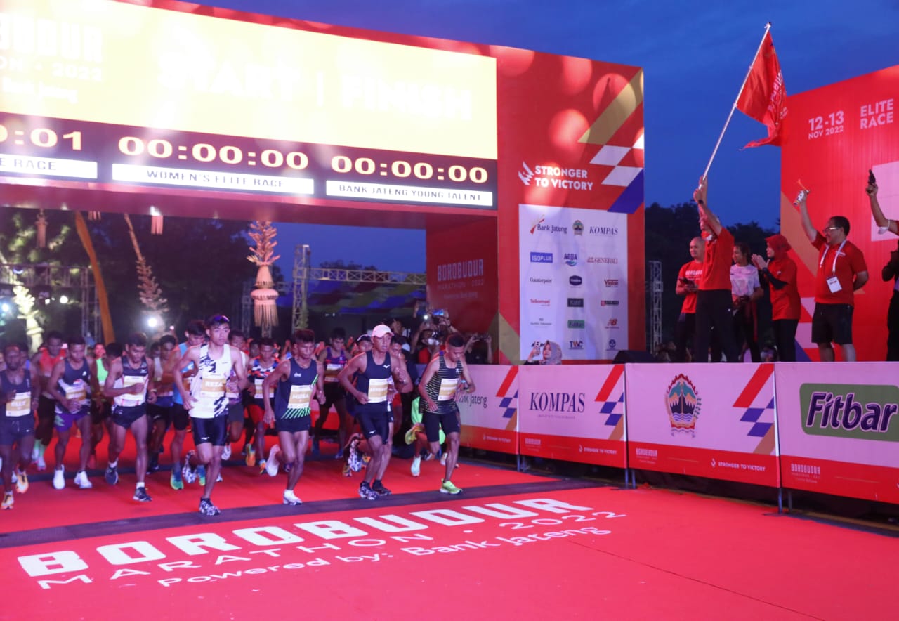 Lepas Borobudur Marathon, Ganjar; yang Pecah Rekor Nasional Saya Tambahi Rp50 Juta