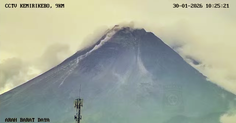 Awan Panas Guguran Gunung Merapi Meluncur 1,5 Km, Status Masih Siaga