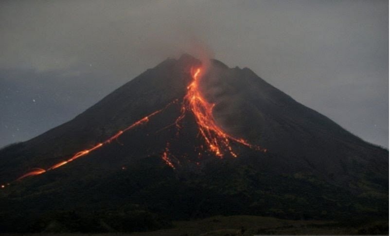 Gunung Merapi Siaga, Masyarakat Diimbau Jauhi Daerah Potensi Bahaya