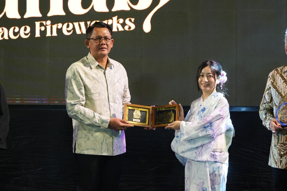 Langit Sleman Menyala, “Heiwa Hanabi” Jadi Simbol Mimpi Anak Negeri