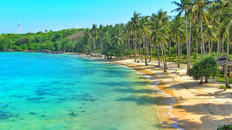 Menikmati Keindahan Alam Karimun Jawa Bukan Cuma Snorkling Loh, Simak Ulasan Lengkapnya Disini