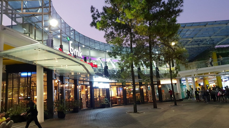 Eksplorasi Destinasi Belanja dan Wisata Terbaik di Bandung, Simak Informasi Lengkapnya Berikut Ini