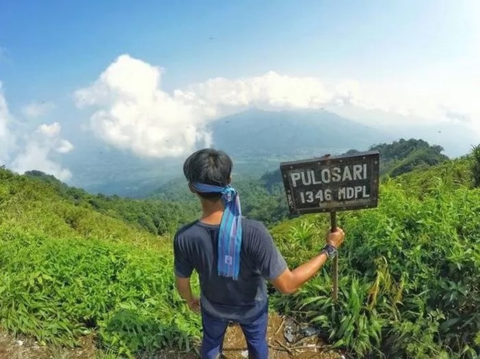 5 Fakta Menarik Wisata Terbaru 2024 Gunung Pulosari: Mulai dari Sejarah Sampai Keindahan Alamnya